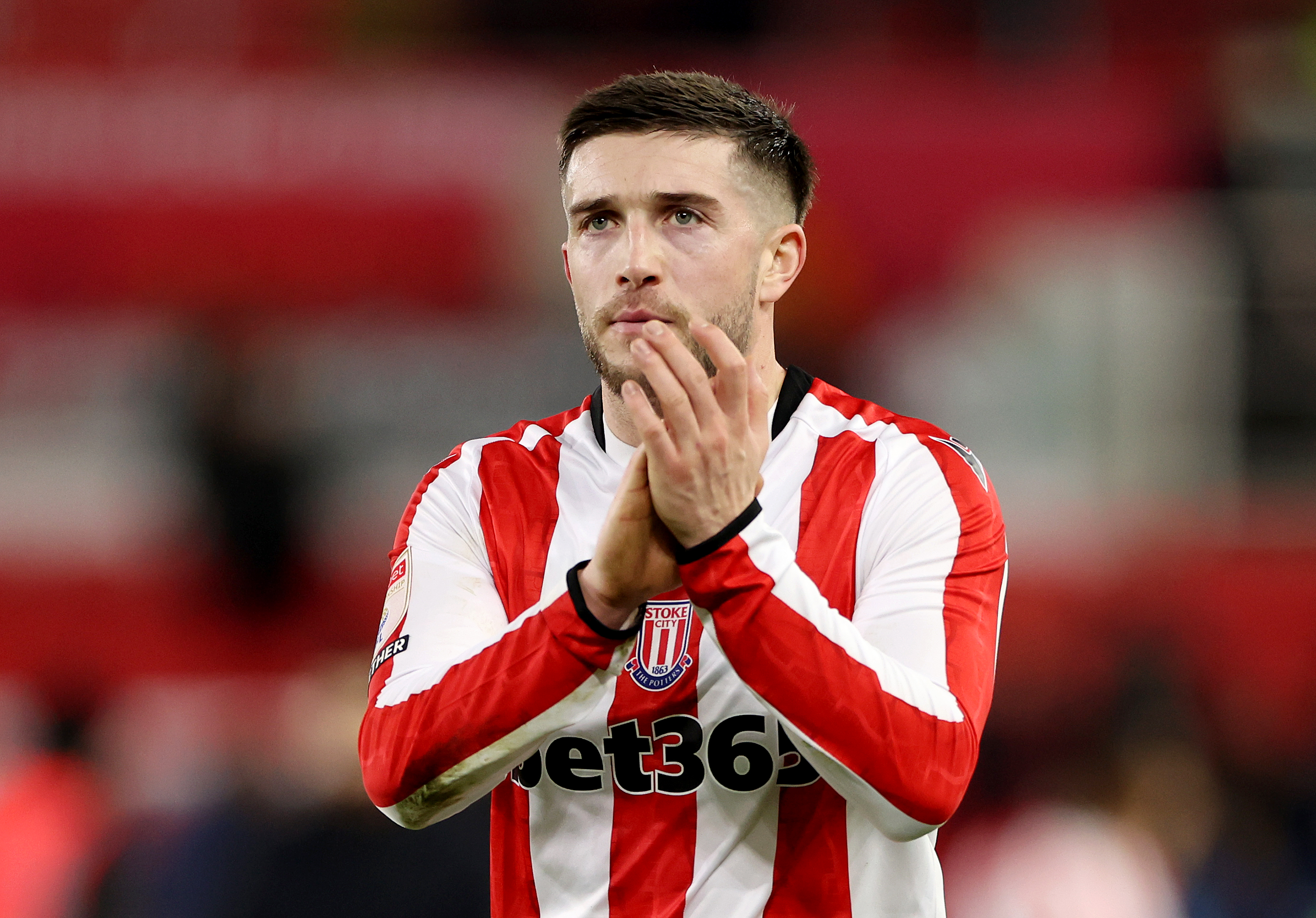Huddersfield Town 'in talks' to sign Sunderland promotion-winner after ...