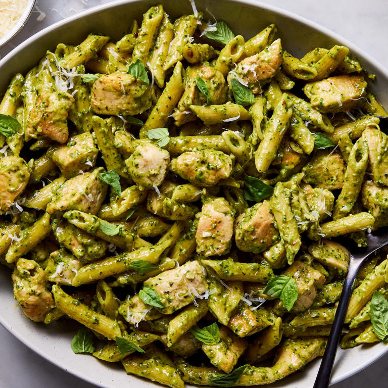100+ weeknight dinners so good we need to tell everyone about them