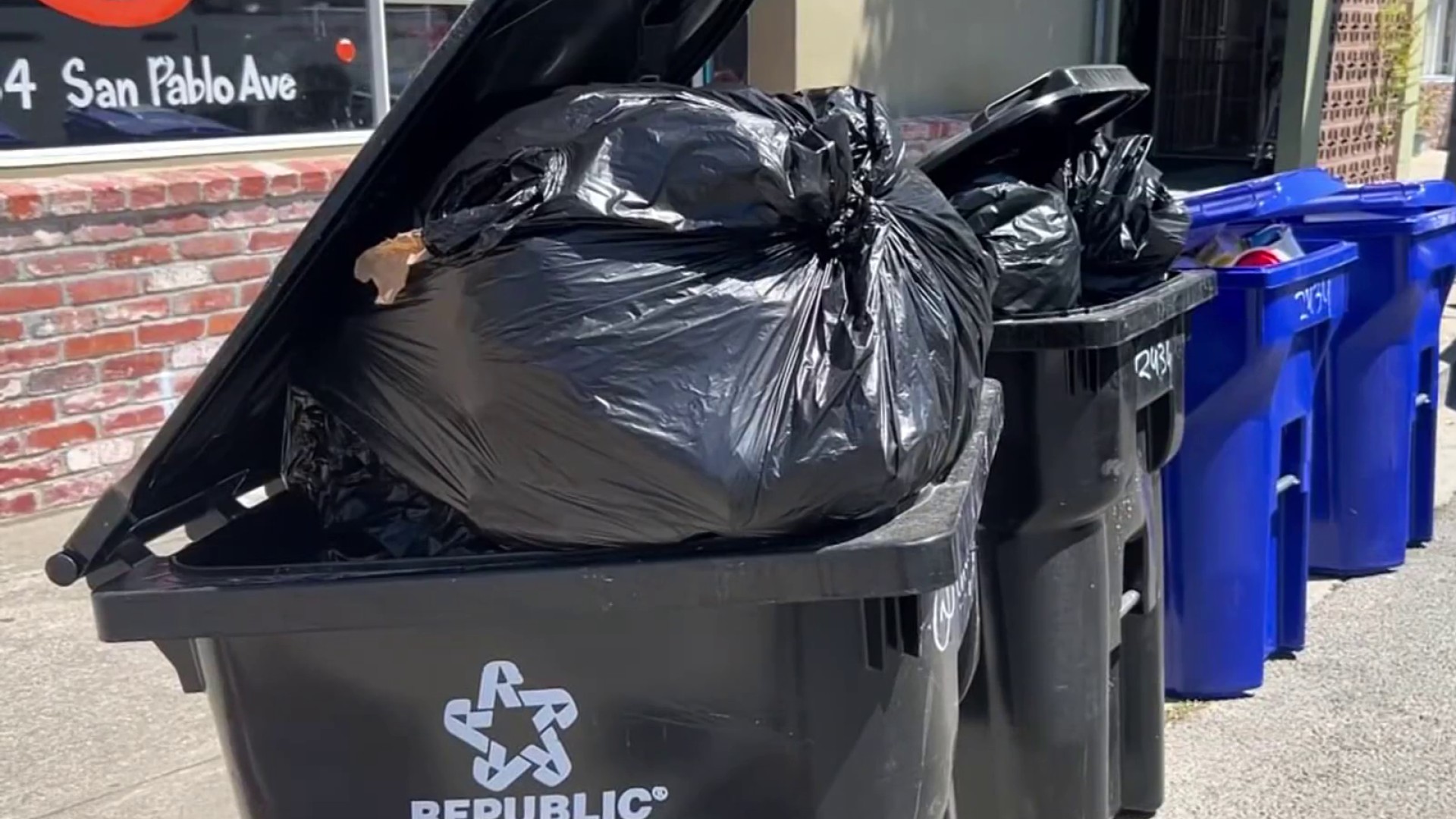 Republic Services strike: Bay Area trash pickup delays continue