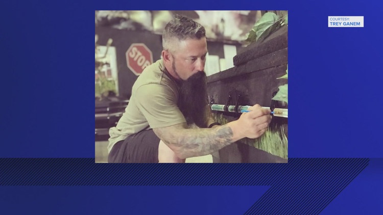 Texas casket maker donates custom - AA1InO3U.img