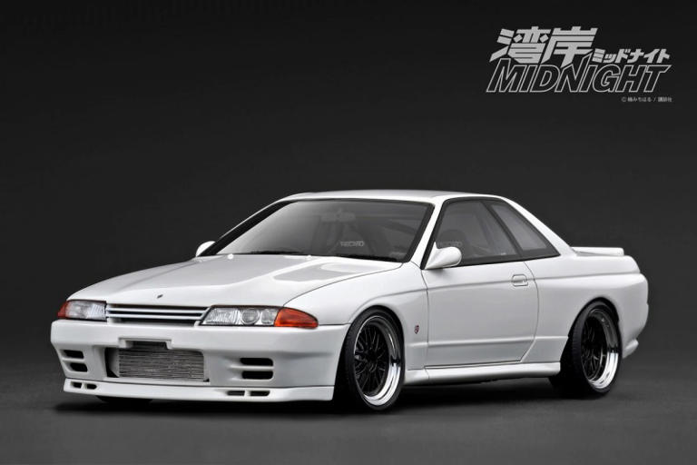 湾岸 MIDNIGHT』より、朝倉アキオの「Fairlady Z （S30）」と