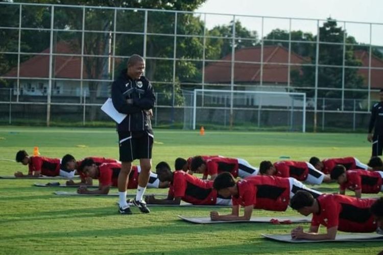 Rencana Nova Arianto untuk Timnas U-17 Indonesia Jelang Piala Dunia 2025: TC di Bulgaria dan Rekrut 