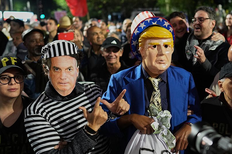 Manifestação contra Trump e Bolsonaro em Brasília AP Photo