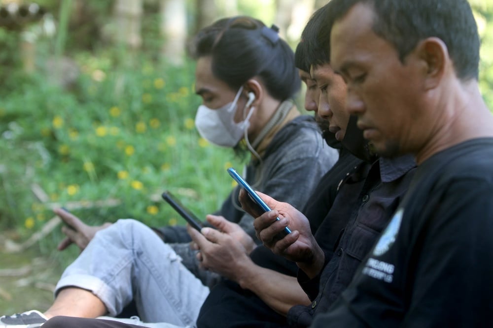 Pengamat Mengungkap Alasan Warga RI Enggan Menggunakan e-SIM