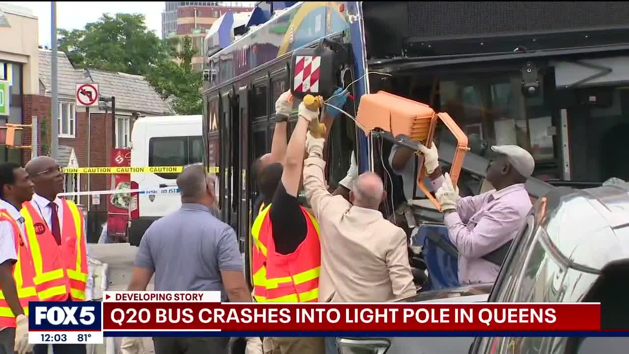 Video shows bus crashing into light pole, injuring at least 7