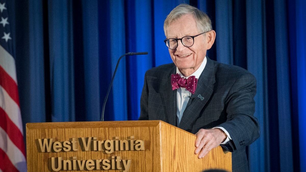 Gordon Gee issues last statement before retiring as WVU president