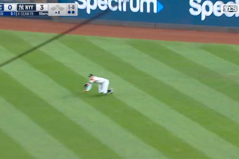 Aaron Judge robs home run, makes diving catch on consecutive plays in
