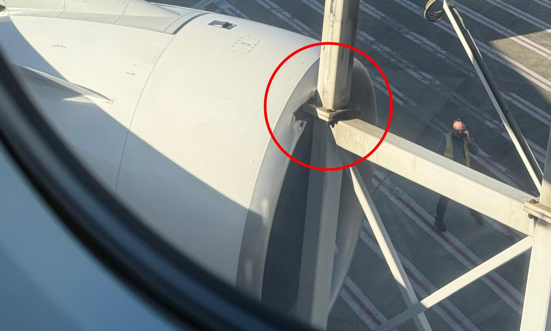 Chaos as aerobridge rams into the engine of a Qantas Airbus A380