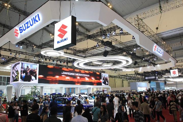 AA1IsL1G Menteri Perindustrian dapat komitmen dari Toyota, Suzuki, dan Daihatsu untuk tidak lakukan PHK.    **Versi lebih menarik. Toyota, Suzuki, Daihatsu Janjikan Tidak Lakukan Pemutusan Hubungan Kerja
