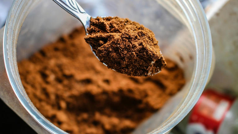 Make your own protein powder at home: Healthy, natural, and budget-friendly