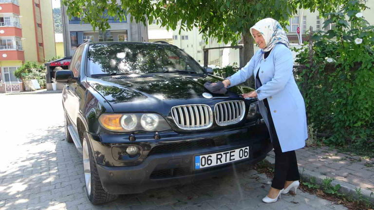 Bu araç yolda göreni şaşırtıyor: 06 RTE 06 Giresun’da