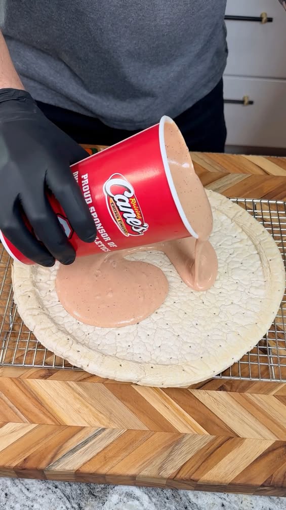 Raising Cane’s Pizza Hack 🍕