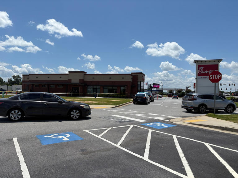 Two injured in shooting near Manchester Expy in Columbus