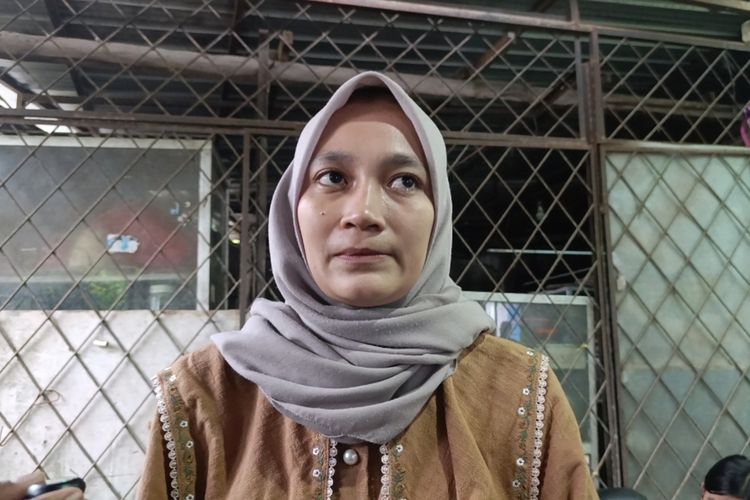 Istri almarhum Brigadir Nurhadi, Elma Agustina