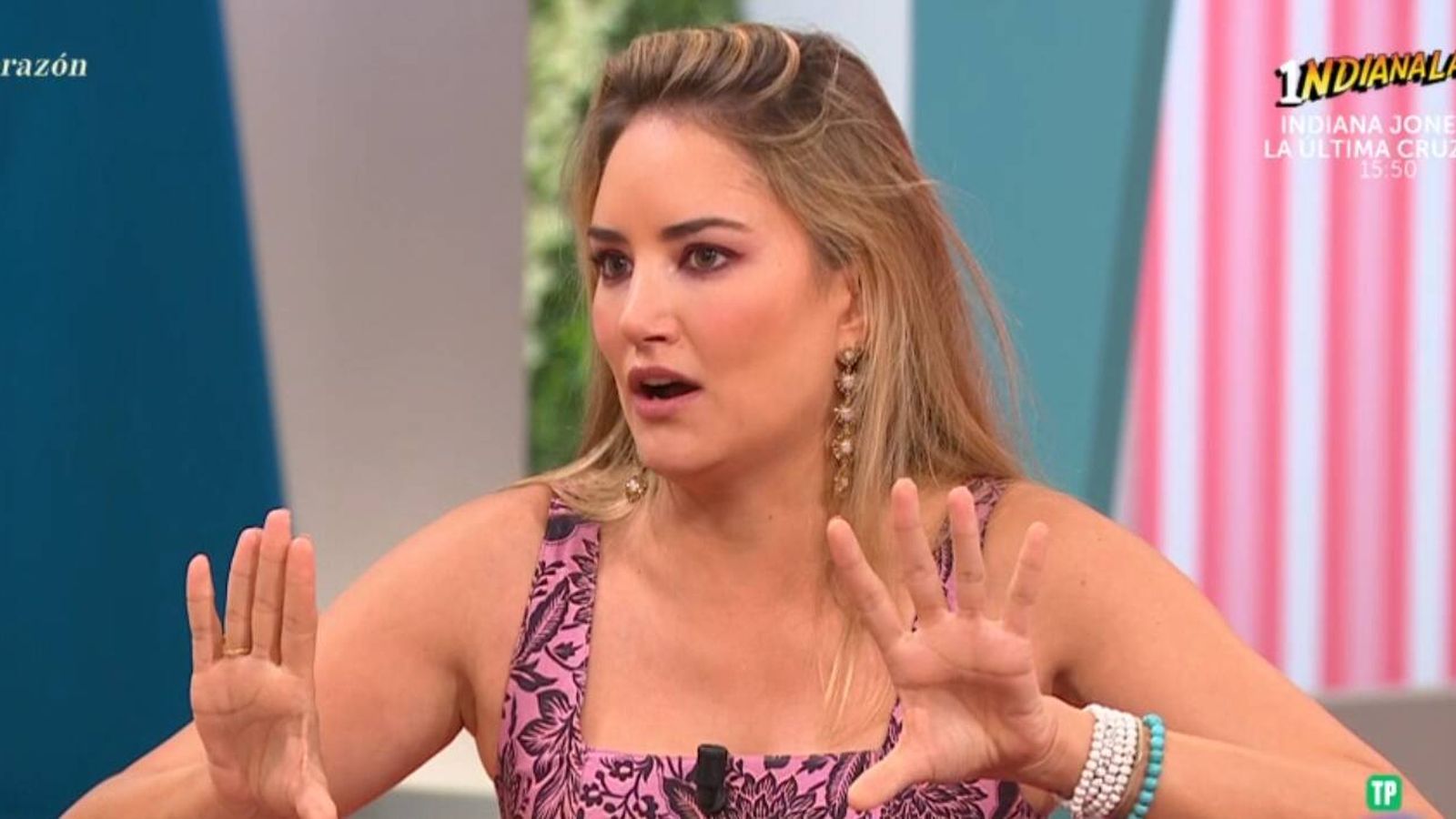 Alba Carrillo da la cara por Rocío Carrasco: condena la "victimización" de Rocío  Flores en Telecinco con un bofetón sin manos