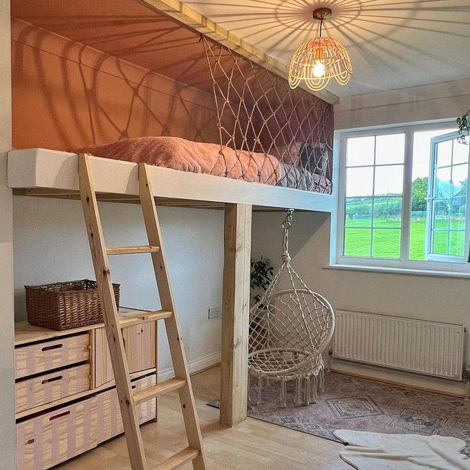 8 Stylish DIY Loft Bedroom Ideas