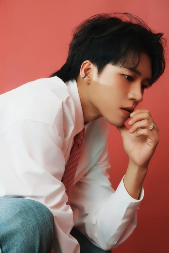 INFINITE ウヒョン ポラロイド INFINITE ウヒョン、5thミニアルバム「Tree Ring」新たな