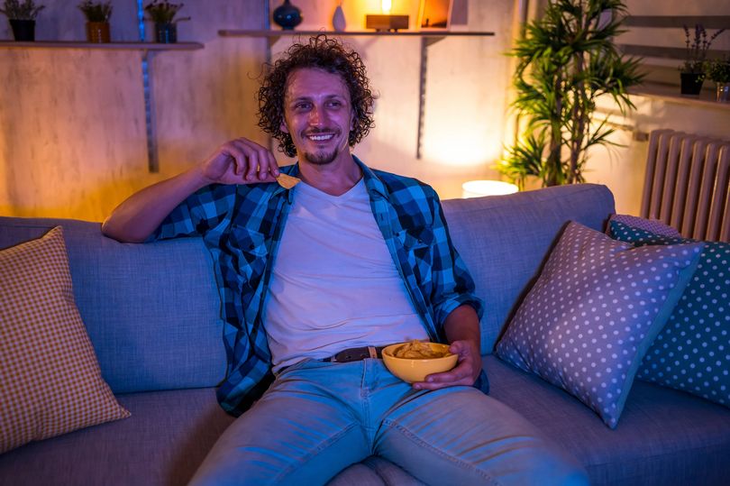 health-experts-share-one-snack-you-should-avoid-now-if-you-don-t-want