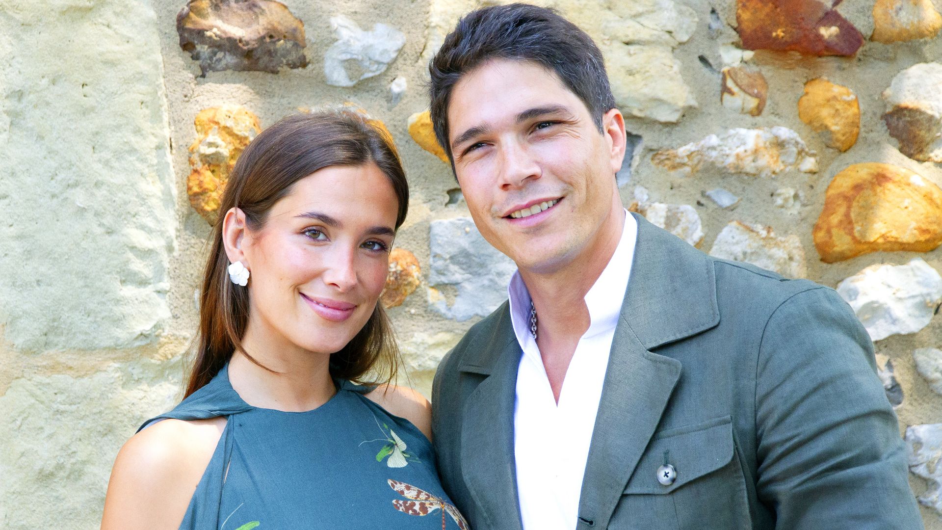 María Pombo, embarazada de su tercer hijo junto a Pablo Castellano: “En  unos meses serán familia numerosa”