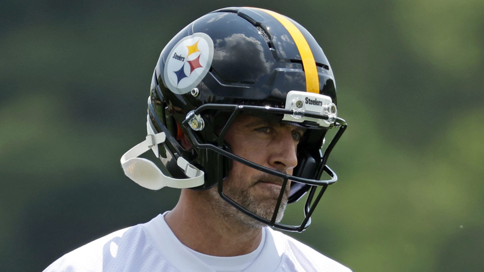 Steelers Aaron Rodgers Given Appropriate Standing in QB Survey Steelers Aaron Rodgers Given Appropriate Standing in QB Survey