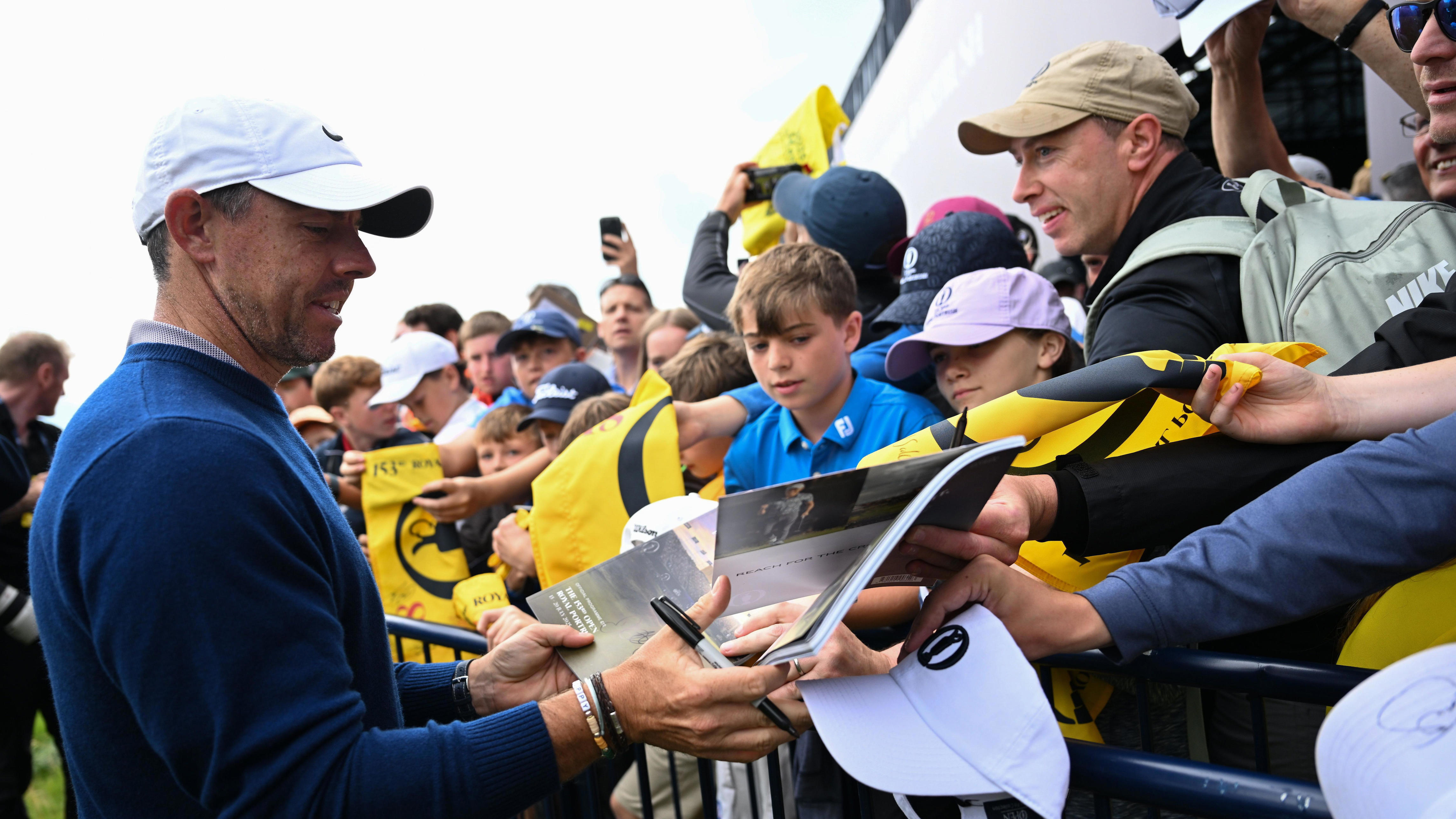Huge crowds gather for McIlroy #39 s practice round Huge crowds gather for McIlroy #39 s practice round