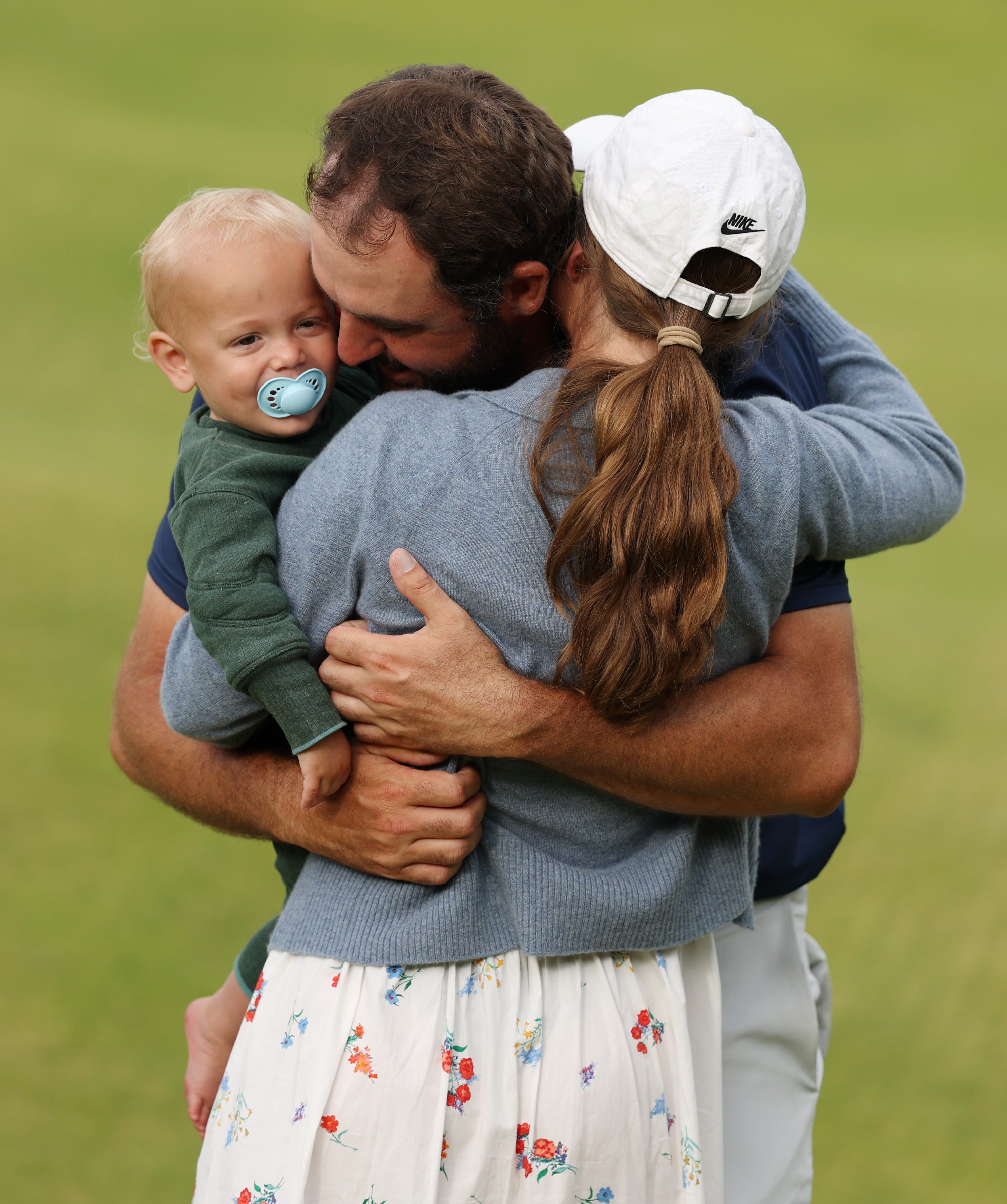 Scottie Scheffler's adorable Open Championship celebration with his son