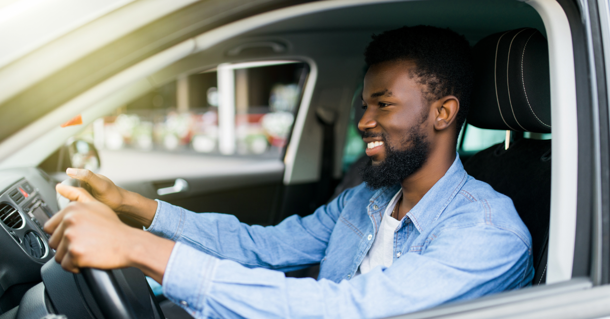 USAA vs. Progressive [2025]: Who Has Better Coverage?