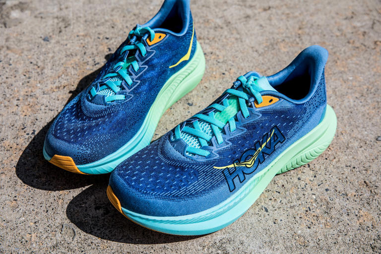 Hoka - Men's Mach 6 Running Shoe main image 1