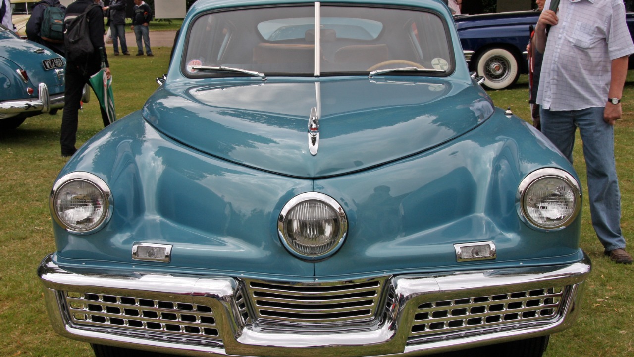 7 cars that came from airplane designs