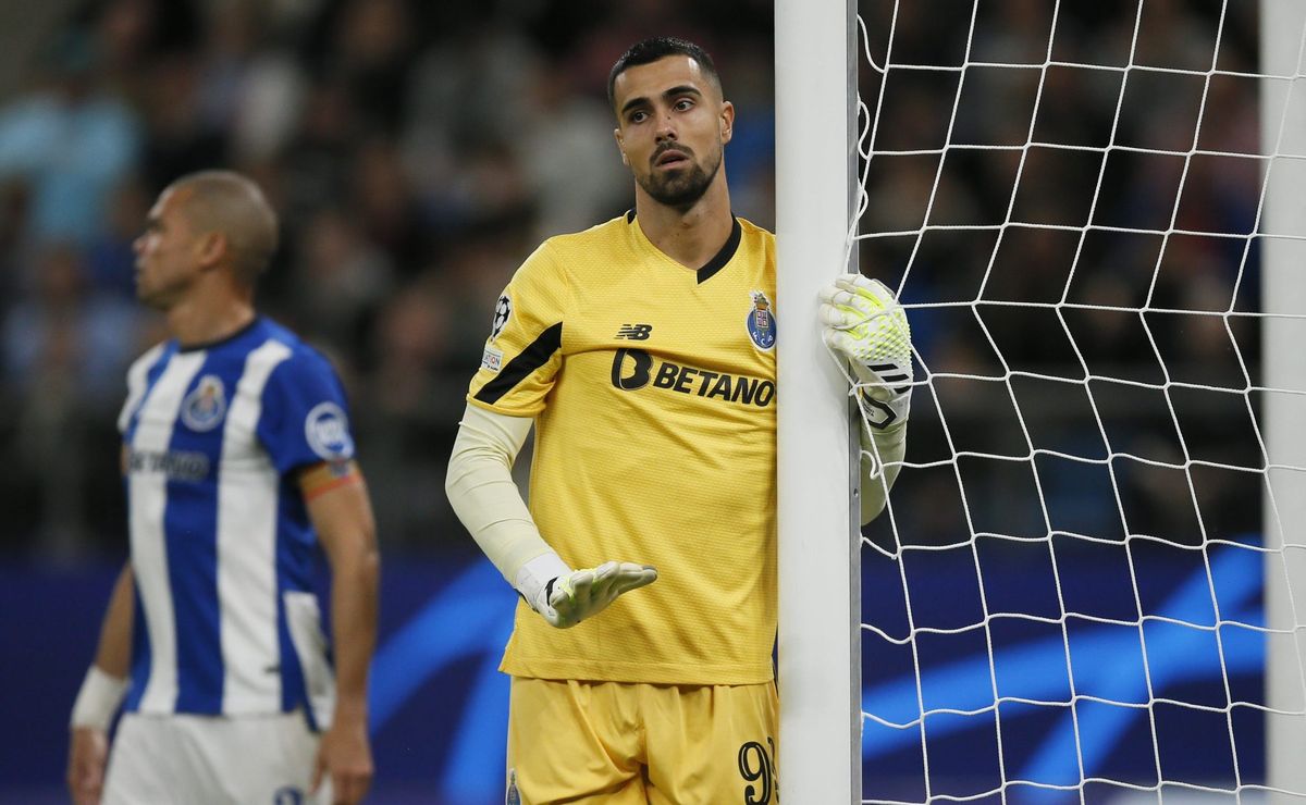 Diogo Costa chegou a ser dado como alvo certo do Manchester City e