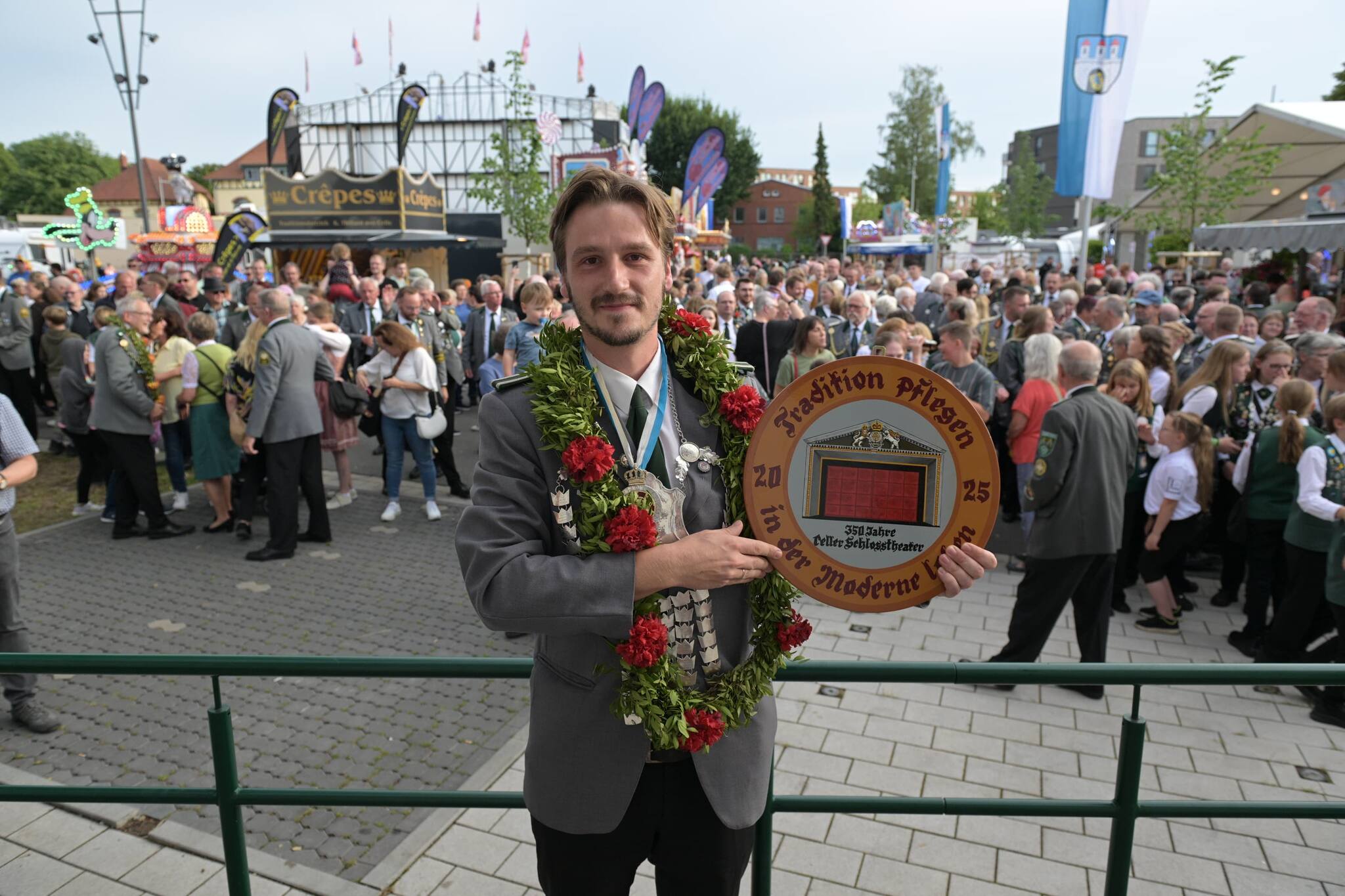  Schützenfest Celle: Konstantin Schröder ist neuer Hauptkönig 2025 