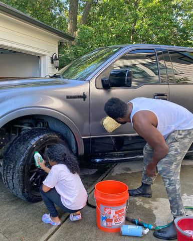 Malcolm-Jamal Warner and daughter