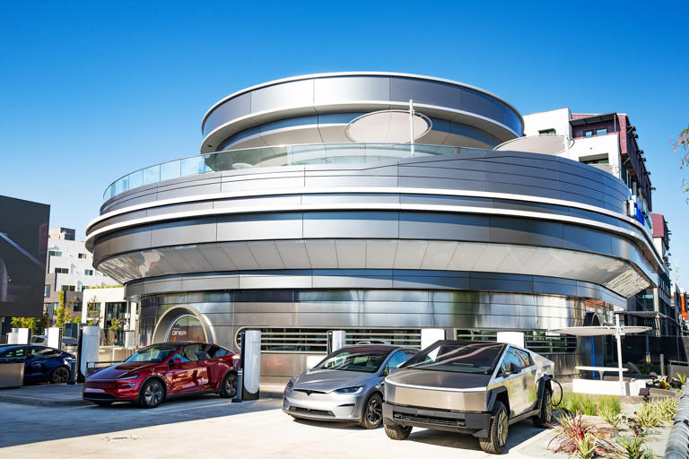 Elon Musk's new Tesla Diner & Drive-In in Hollywood, Calif., on July 11. (AaronP/Bauer-Griffin / GC Images/Getty Images)