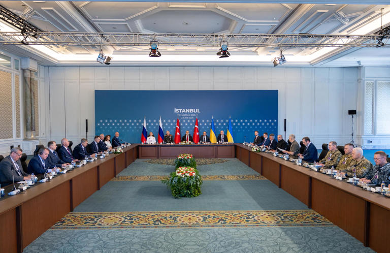 Zelensky, nuovi colloqui Russia-Ucraina