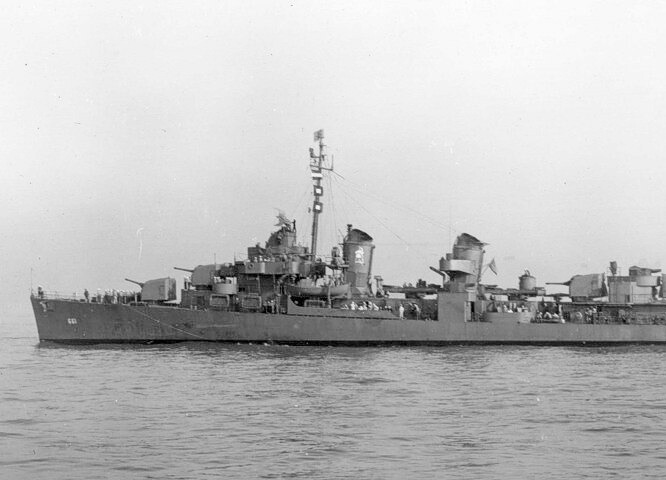 Japanese pilots flew 15 bombers straight at USS Kidd in 1943 and ...