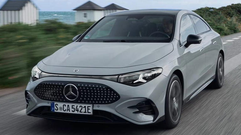 El nuevo CLA eléctrico estrenará una versión de acceso que te será más interesante en un par de meses. Mercedes
