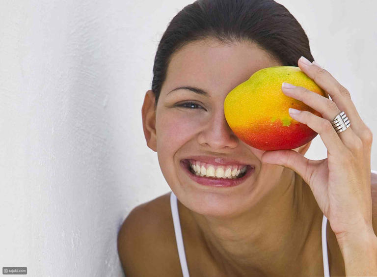 ماسكات المانجو للبشرة: فوائد مذهلة وطرق استخدام فعّالة