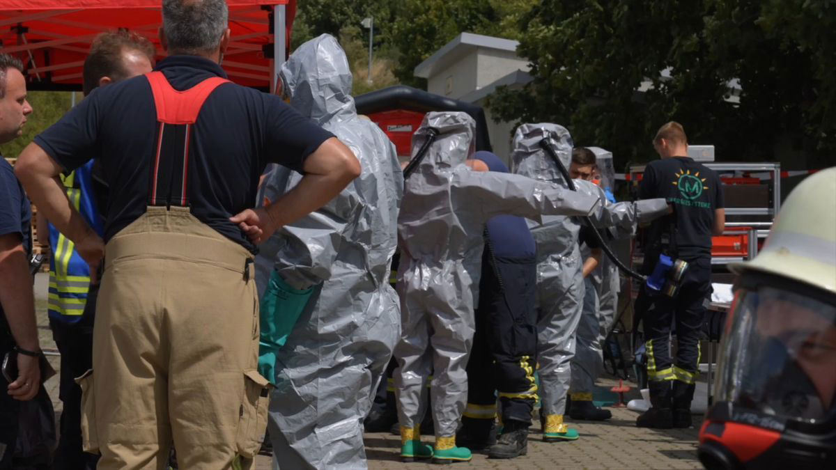 Großeinsatz im Landkreis Harz: Hochgiftiges Arsen ausgetreten Großeinsatz im Landkreis Harz: Hochgiftiges Arsen ausgetreten
