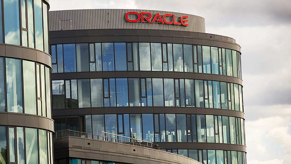 Oracle Stock Falls Despite Big Stargate Data Center Deal With OpenAI