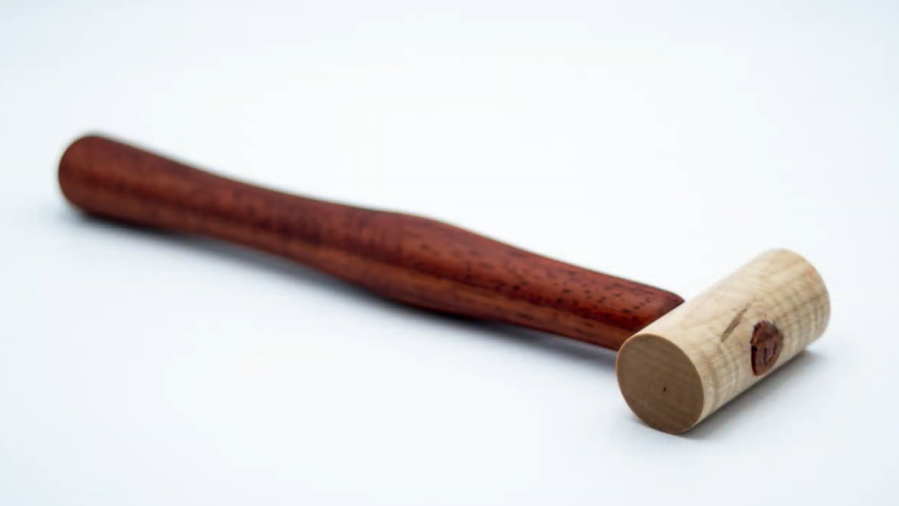 Tips for Using a Mallet in Woodworking: Essential Expert Tricks