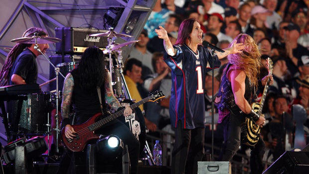 ozzy osbourne nfl kickoff