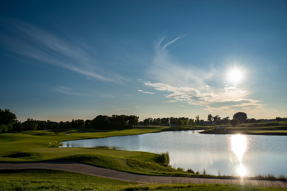 /content/dam/images/golfdigest/fullset/course-photos-for-places-to-play/TPC-Twin-Cities-Hole14-David-Parker-19251.jpg