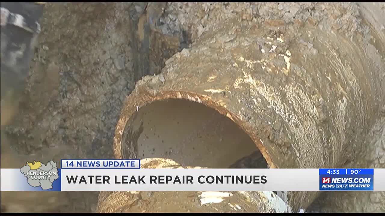 Officials provide update on water leak situation in Henderson