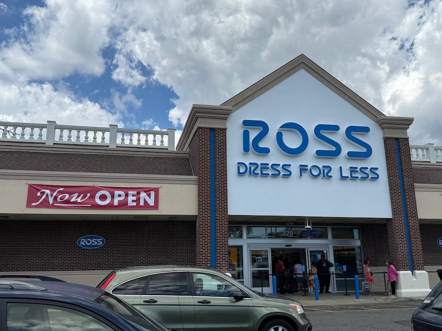 Ross Dress for Less opens first Long Island store, draws huge crowds