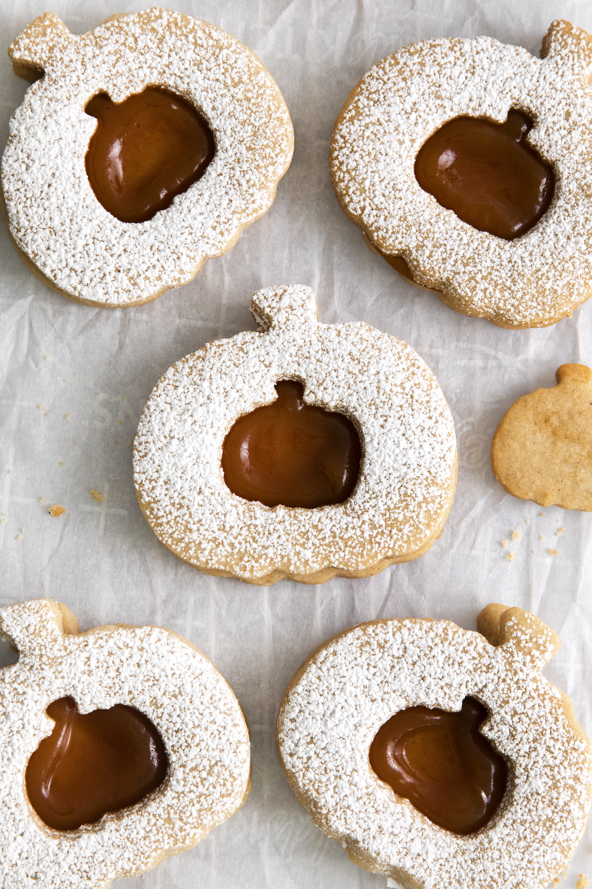 Pumpkin Linzer Cookies with Warm Spices and Sweet Filling