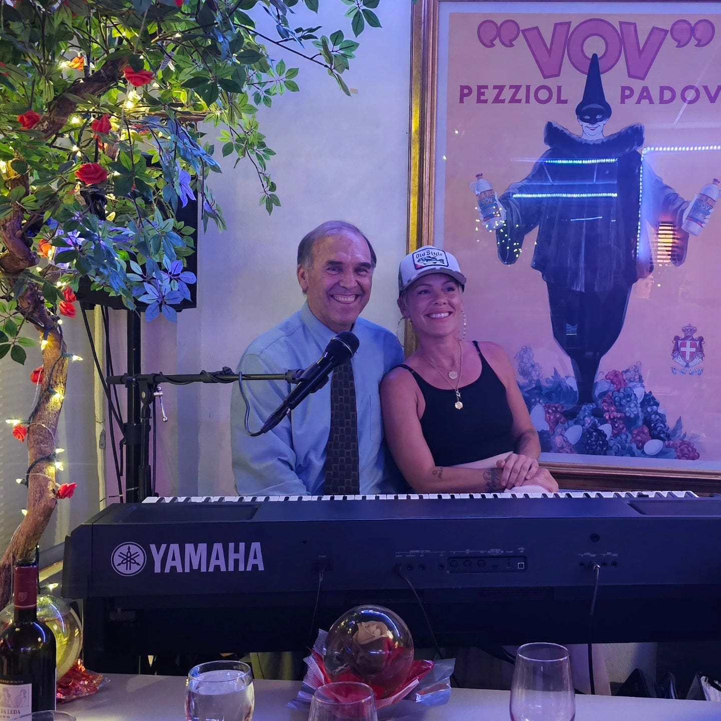 Pop star Pink surprises Sarasota restaurant with performance during ...