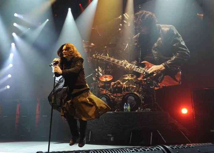 ozzy osbourne back to the beginning live stream