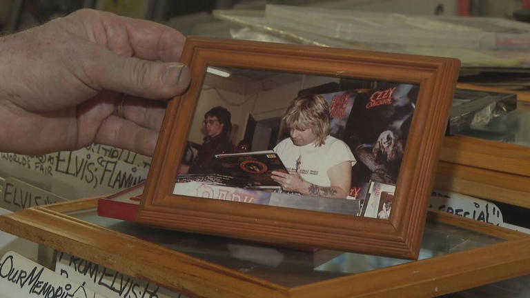 ozzy osbourne i feel unhappy
