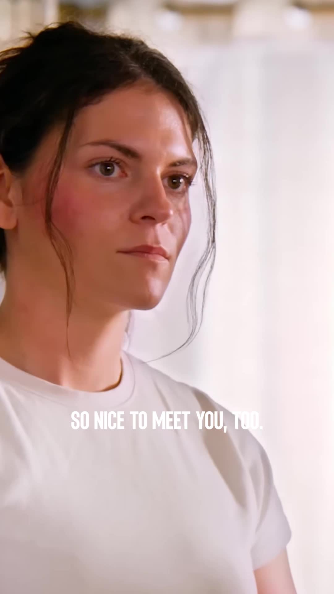 she-struggles-to-make-friends