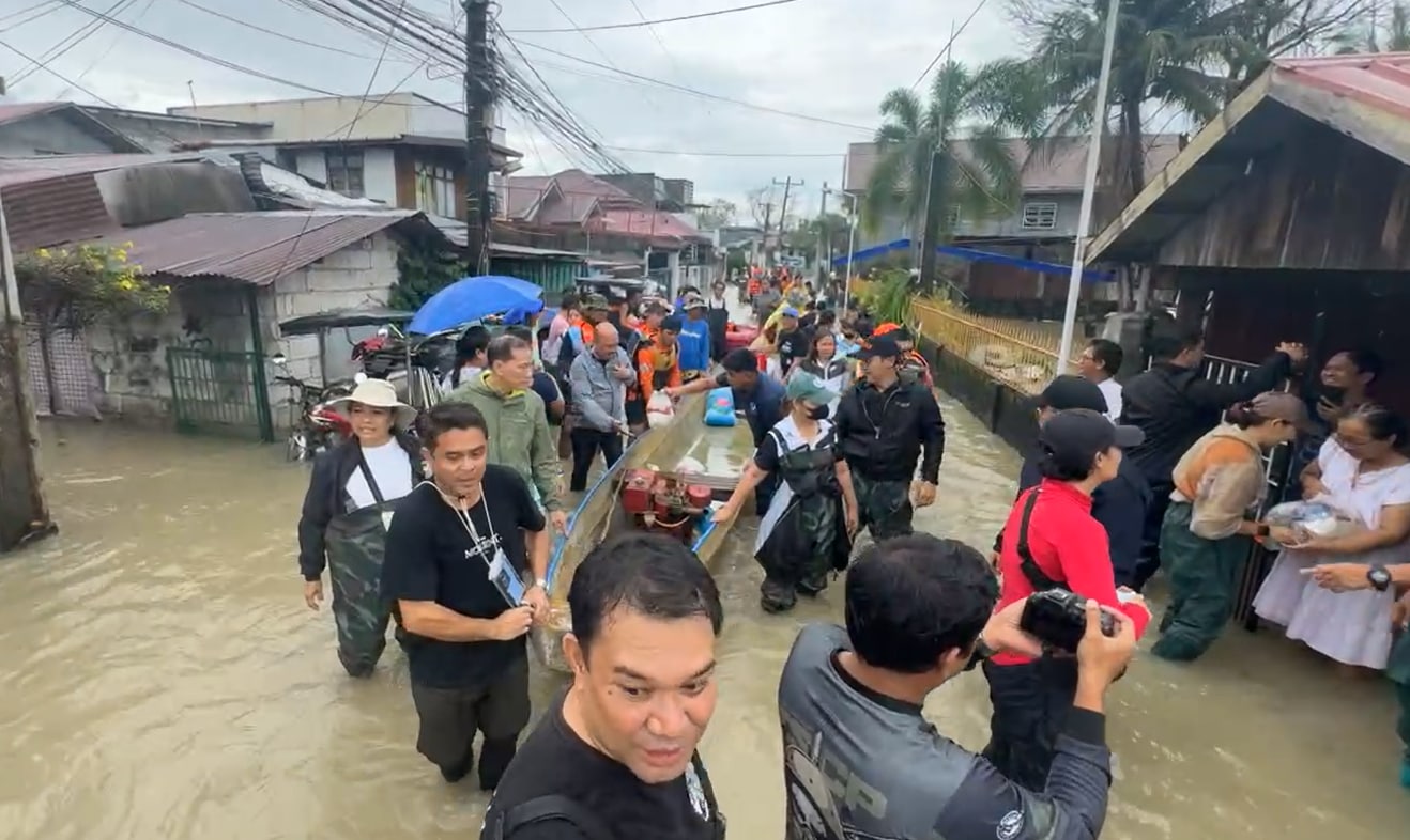 #39 E ayuda #39 of Calumpit LGU draws flak